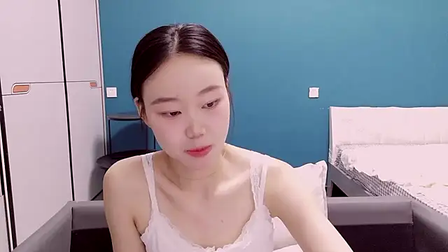 ZHJKS9988 – Live XXX-chat