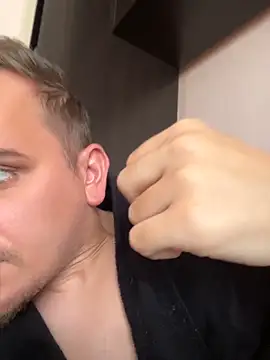 Huge_cock22cm Webcam-Show