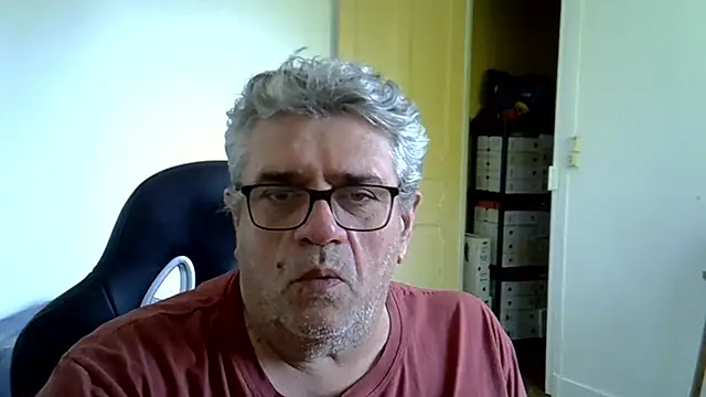 Laurent_oldmen Chat XXX in diretta