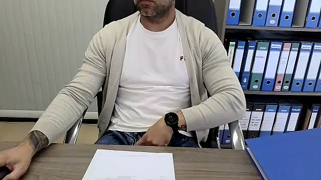 Show modela Evasionee na web-kameri