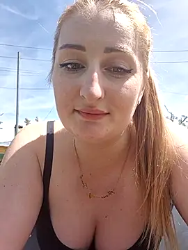 dixielarys: онлайн-секс-чат