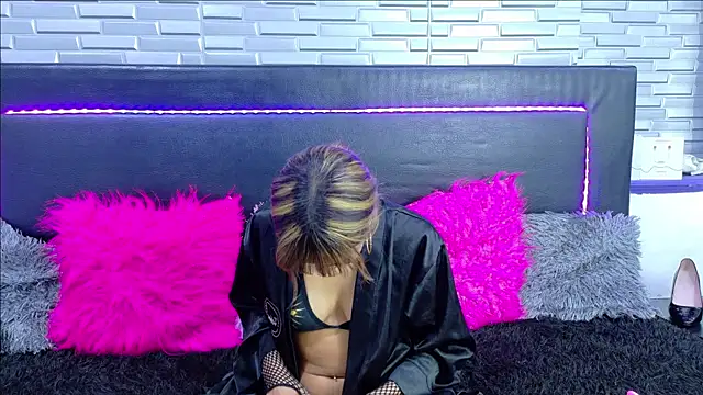 Chat XXX Live SeraphynLuxora