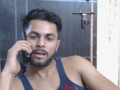 Živý XXX chat Stubborndesiboy