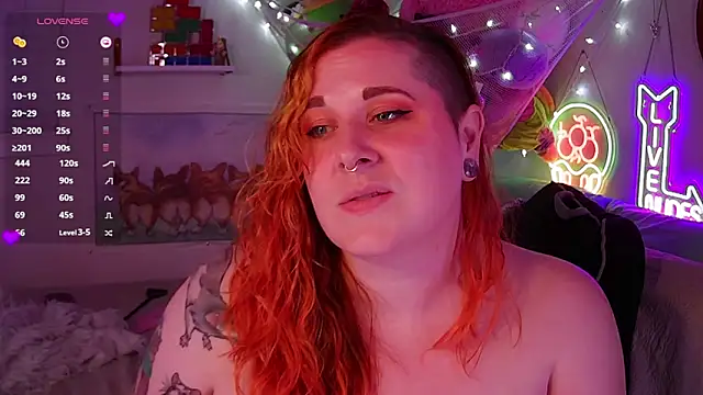 opalreigning's Webcam Show