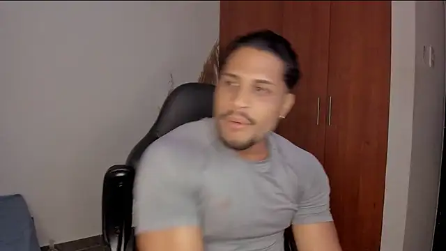 عرض كام Pier_Simons