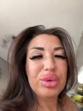 RuslanaXX 웹캠 쇼