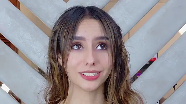 Sarah-Grace – Live XXX-chat