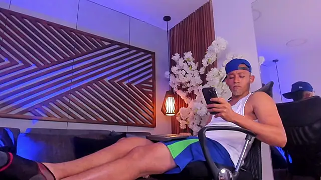 B_Wild 即時 XXX 聊天