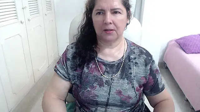 leonela_69 Live XXX-Chat