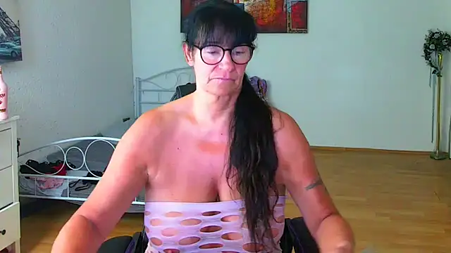 Sylly's Live XXX Chat