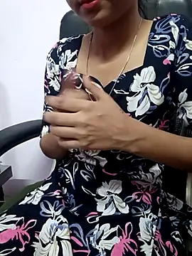 KumarSilencesex21: вебкам-шоу