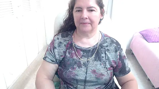 leonela_69 现场XXX聊天