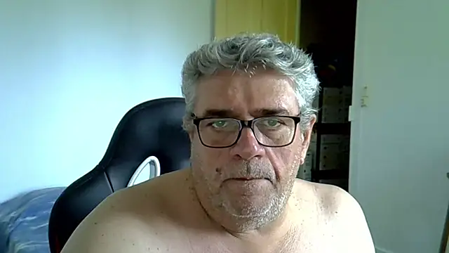 Laurent_oldmen's Webcam Show