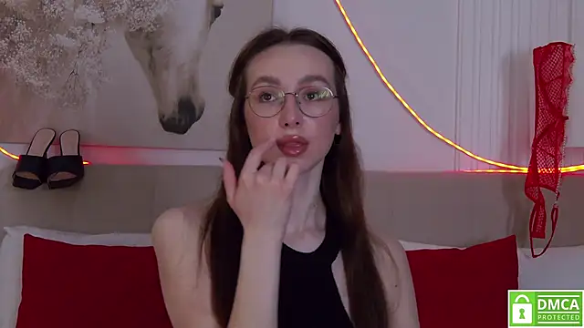 Онлайн чат XXX Emily_Simon