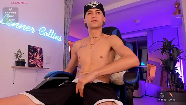 Pokazy przed kamerką – LennerCollins_