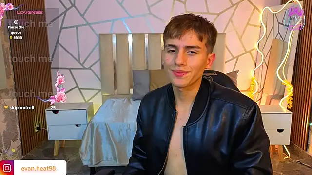 EVAN_TAY Show Webcam