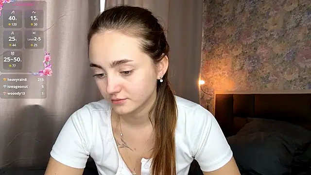 LoraDavi 现场XXX聊天