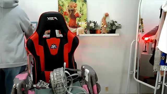 Lucky_Lana Chat XXX in diretta