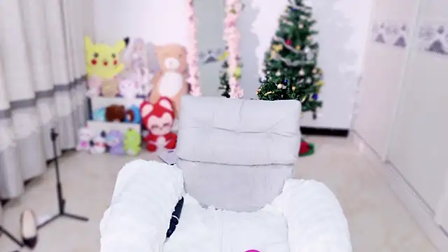 Chat +18 de Nini-899 ao vivo