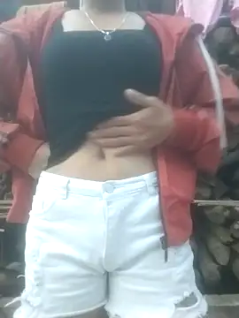 Zara-Lina 即時 XXX 聊天