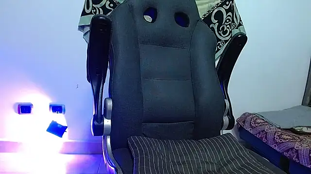 harry_reems1 Show in webcam