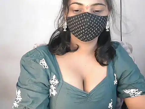 Curvy_Riya_ Show in webcam