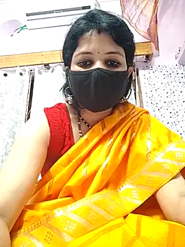 Priyaji7575 Webcam Show