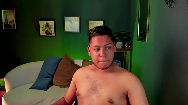 Akon_2XXX's Live XXX Chat