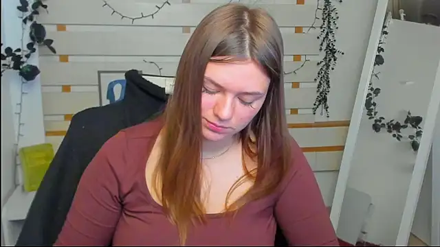 Chat XXX en directo de Josephine_Kiss