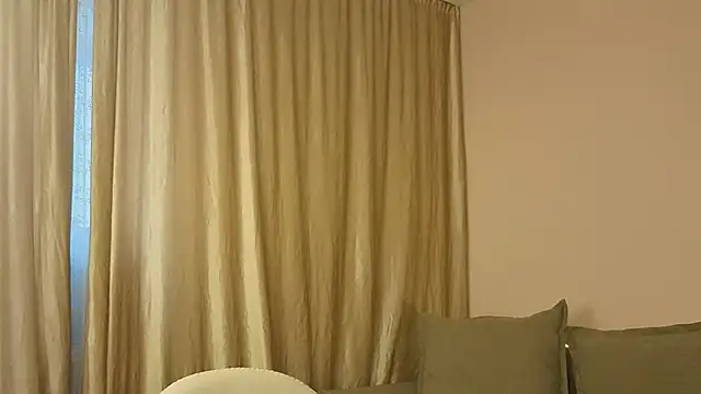 Alisia_Mars élő XXX-chatje