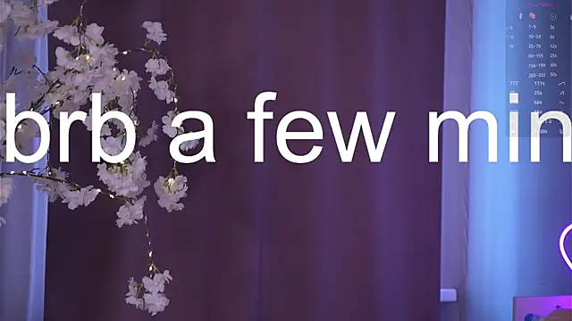 FancyEstenのライブXXXチャット