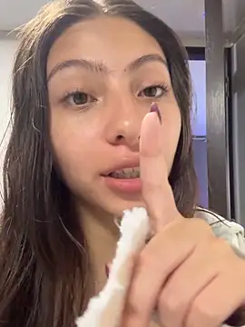 D-Bunnyyy – Live XXX-chat