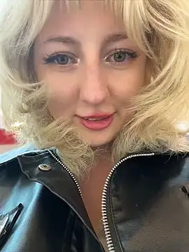 RonnieKiss' Webcam Show