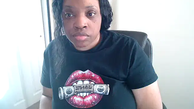 Chat XXX en directo de Sexymona1218