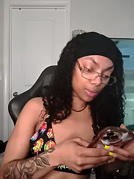 Show Webcam de butterflybootyy