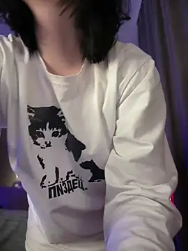 YourLittleDevil Adlı Modelin Canlı XXX Sohbeti