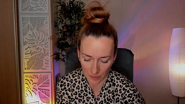 RebeccaMartinez's Live XXX Chat