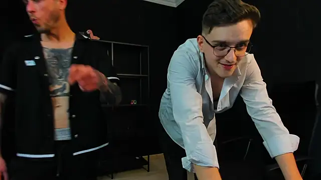 Chat XXX ao vivo de JonahShaw