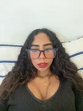 Chat +18 de Midnightcatt ao vivo