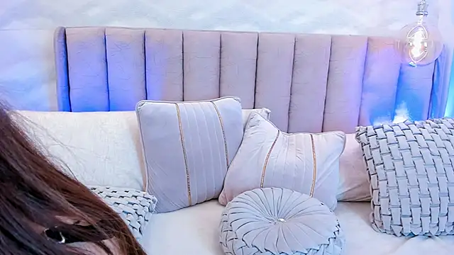 enyel_miller Live XXX-Chat