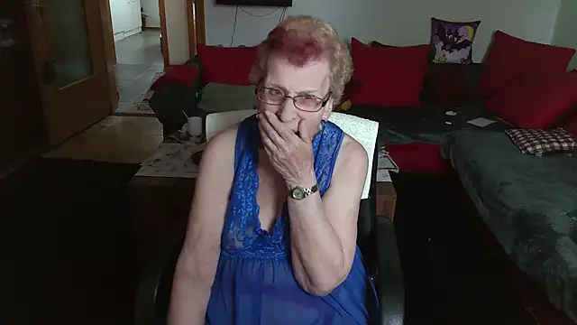 HeisseomaOriginal – Naživo XXX chat