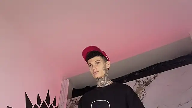 Paulo_527 Show in webcam