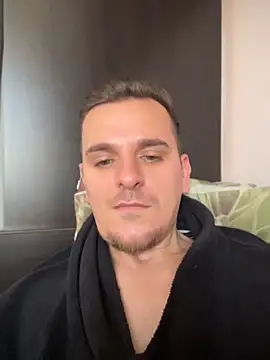 Huge_cock22cm Webcam show