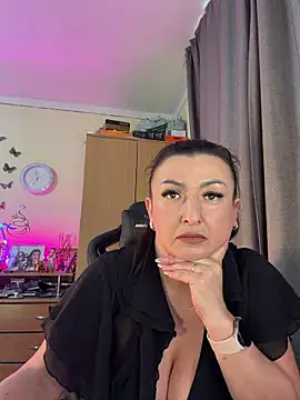 دردشة Hotangel75 الجنسية المباشرة