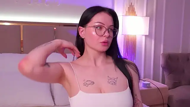 CindyMil Live XXX-chat