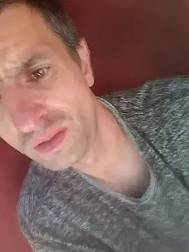 TwardyKierowcaのウェブカメラショー