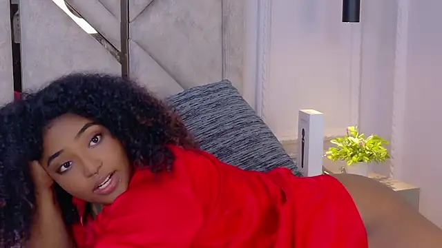 Cristal-Jonnes' Live XXX Chat