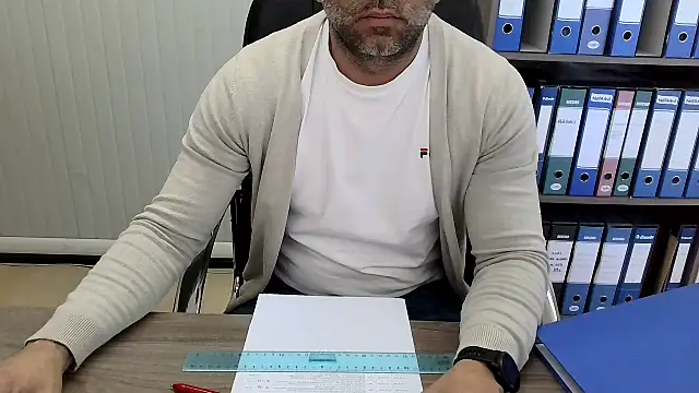 Evasioneeのウェブカメラショー