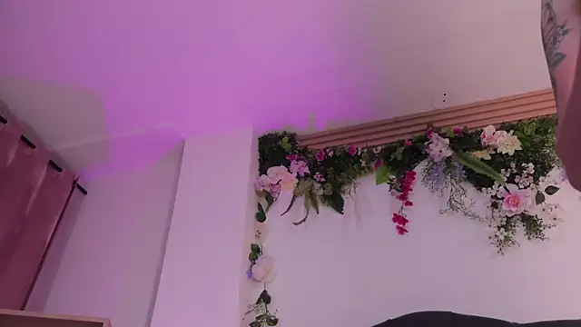 kaylee_lee Adlı Modelin Canlı XXX Sohbeti