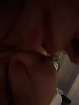 DarkDesin's Live XXX Chat